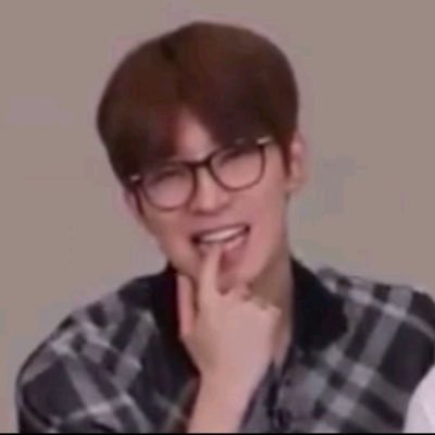 vernonious's profile picture. saw seventeen, saw twice, tinuro ni vernon ✨wala akong bias dahil the more the merrier✨