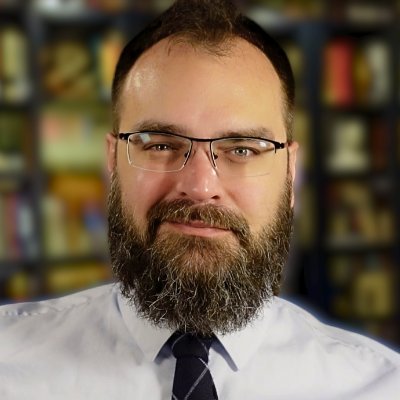 DerekMcAllister's profile picture. Husband, Father, Philosopher 🥃📚🇻🇦📿 ⬇️ Full videos 🎥 Subscribe! ⬇️