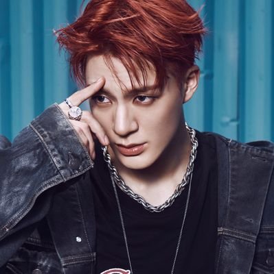 heroyint's profile picture. Jeno — where silence meets determination, and kindness hides beneath steady eyes.