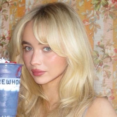 bcilikedaboy's profile picture. because i knew you, i have been changed for good.