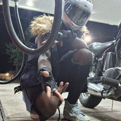 SomLikeItRedHot's profile picture. 