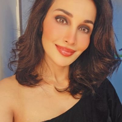 Flora_Saini's profile picture. INDIAN FILM ACTRESS- PROUD ARMY KID ❤️