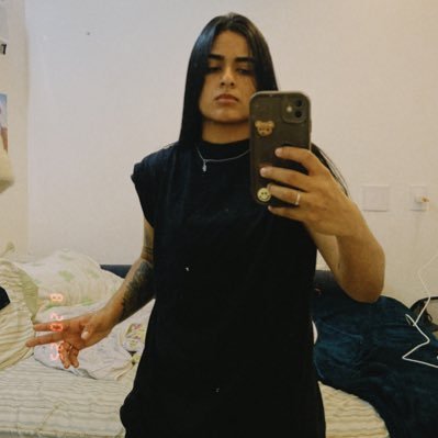 laurasantos198's profile picture. 