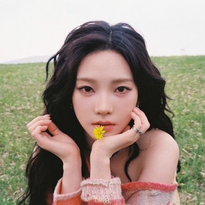 lovebylalita_'s profile picture. Love (n.) ~ Cat & Music Lover | #giveyouthelove | #TeaSocietyClub | ISFP — sweet talk DM to make friends (.)ೀ 🍨 ‧ ˚ 🎀 ⊹˚. ♡