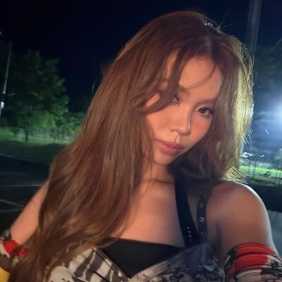 b_arroww's profile picture. i love you i love you i love you @bini_stacey