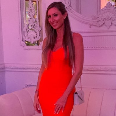 carlyb_'s profile picture. Head of VIP & Strategic Partnerships, @TheBitcoinConf. Founder, @TheOrangeGather. Building brands, products + experiences since '05. Hangover-free since ‘08.