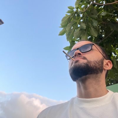 arthursoars1's profile picture. a vida é um pendulo entre o sofrimento e o tédio