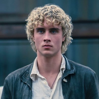 districtholland's profile picture. 