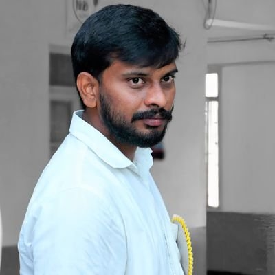 Prudvikumar_54's profile picture. Simple Boy
Humanist
Lots of love 💕 Lots of happiness 😊