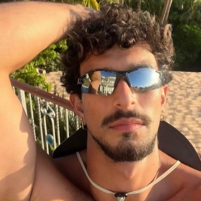 ooisoulucca's profile picture. The past and the future merge, to meet us here.