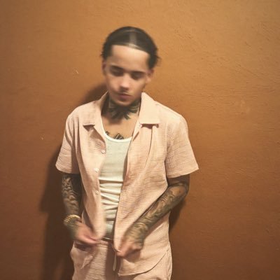 CoachYuh's profile picture. 20 digital artist