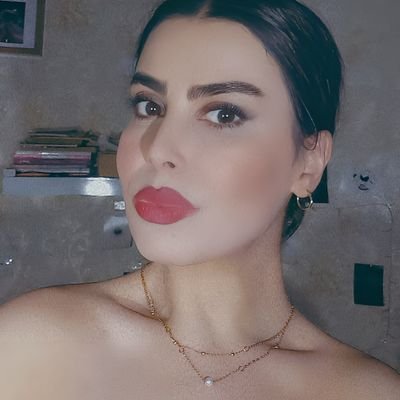 liliii_73's profile picture. 