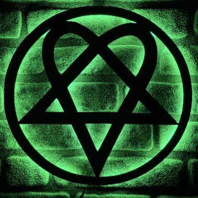 Metalchic73's profile picture. Lover of  things that move your soul, a sense of humor is a must 
#𝕄𝕦𝕤𝕚𝕔𝕝𝕧𝕖𝕣 🎶 #𝕄𝕖𝕥𝕒𝕝𝕙𝕖𝕒𝕕 🤘🏼 🎸#𝔾𝕒𝕞𝕖𝕣  👾🎮 #𝕄𝕠𝕥𝕙𝕖𝕣❤️