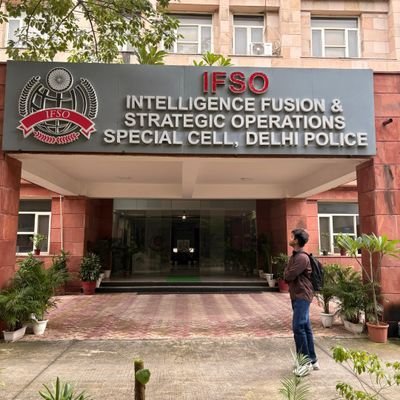 KunalChandra777's profile picture. Ex-Intern NCFL/IFSO(Special Cell) Delhi Police | Turning coffee into code & problems into solutions ☕💻
DSA | Machine Learning | Lifelong Learner