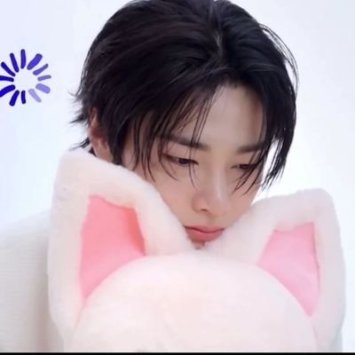 ininininin__28's profile picture. 저는 보통 서공예즈를 합니다/20⬆️/🦊🥟