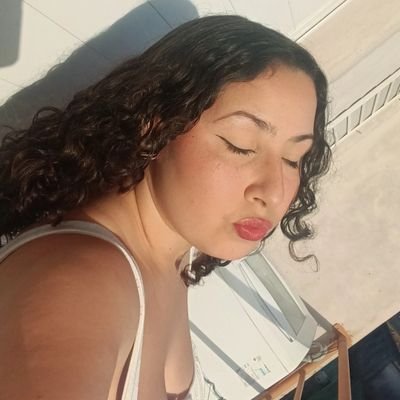 Tainahdisney's profile picture. namastê - o borderline que habita em mim saúda o borderline que habita em você