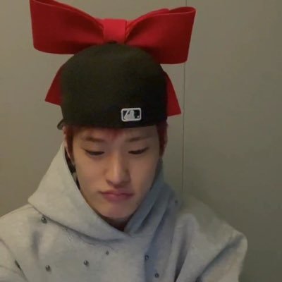 eueu1837422's profile picture. 