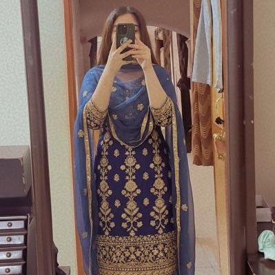 AliMaahira's profile picture. Army kid turned Doctor, chasing a Civil Servant’s badge. 🤧