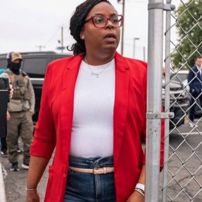 HungPhuck's profile picture. God, Guns, and Gravy