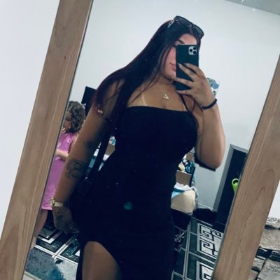 viiholiveiraa98's profile picture. 🏹