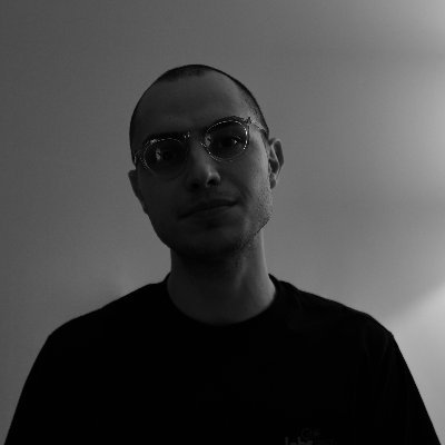 lfgraf's profile picture. Senior AI Product Designer. Always happy, never satisfied.