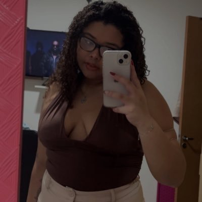 ffc_cami's profile picture. 23 | unidos do viradouro | contábeis ☤ | @fluminenseFC