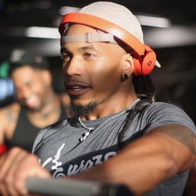 Kburg305's profile picture. 🔞21+ Urban X Stud | 2025 Award Winner 🏆 Team @p0rnskool !