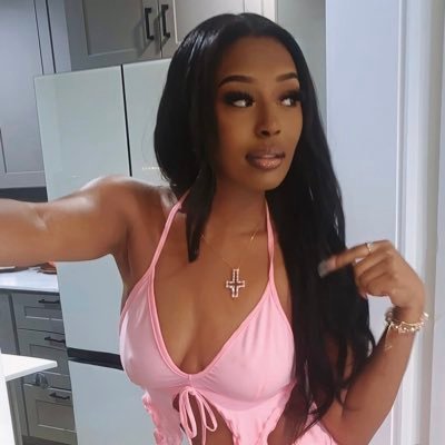 onlyhermosaaa's profile picture. ig: @ onlyhermosa | Don’t follow me, I’m lost too