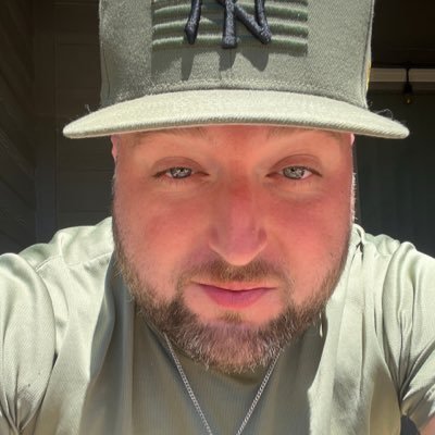 Itztedd1's profile picture. UGA/ #RepBx/ NYY/ Rangers/ Knicks/ Giants