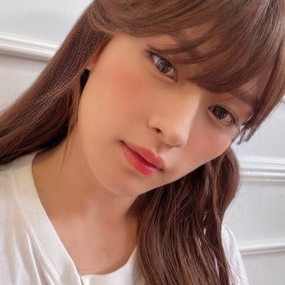 hollytud's profile picture. ortografía 🤺