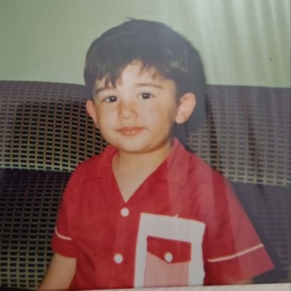 alintilarlayasi's profile picture. Türk, Sosyalist, Müslüman, Kızılbaş \ Ekşi Sözlük yazarı / #Beşiktaş bazen burayı günlük gibi kullanırım. #Bipolar #İkizlerBurcu