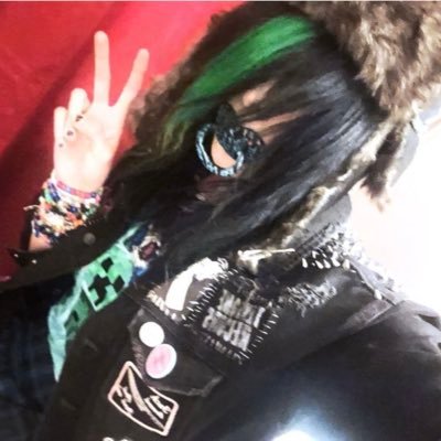 T4T_KNOTTING's profile picture. ᶠYͧoͨᵏu https://t.co/Sh7eNsJ2vq MDNI 🔞 Lvl.21 (SFW ACC @d0nxy )