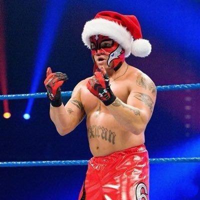 mysteriosii's profile picture. Güçlünün yanındayım düşene bi tekme de ben atarım