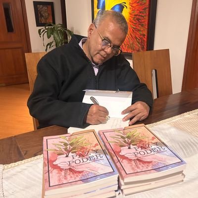 GricerioPerdomo's profile picture. Politólogo, presentador, escritor, Magister