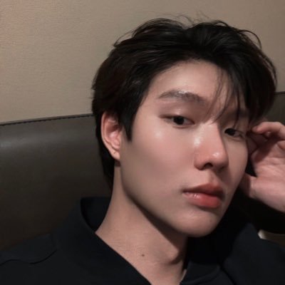 chayaping01's profile picture. 