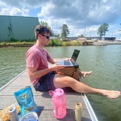 10xLean's profile picture. uh yeah we are building software over here. Path to $1 million liquid: 0.2% complete ✝️