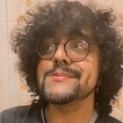 blestzin1's profile picture. discorda da minha opinião? pau no seu cu.
