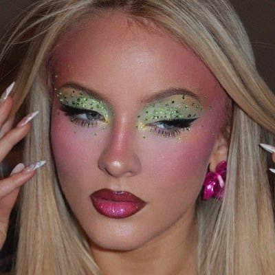 stardusthe8's profile picture. 