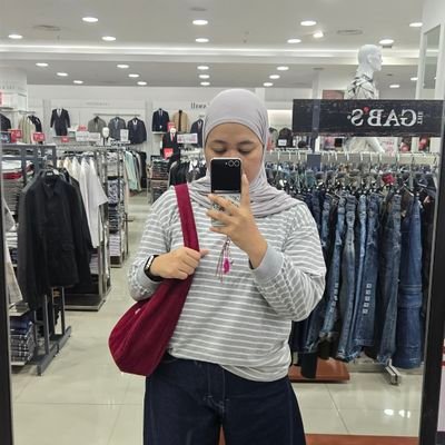 yufiit's profile picture. welcome on board ..