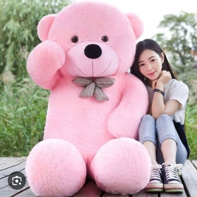 Elizabe21971731's profile picture. 