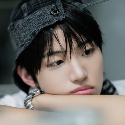 yonghoomjang's profile picture. Feeling the flow