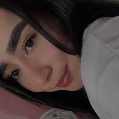 Valen_9716's profile picture. 