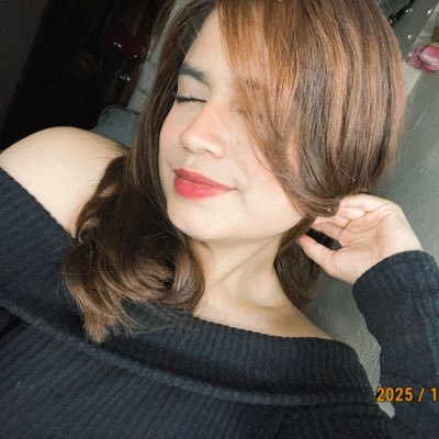 Melaanyn1's profile picture. Holi :)