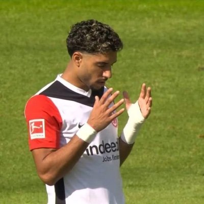 Sleeveless02's profile picture. 