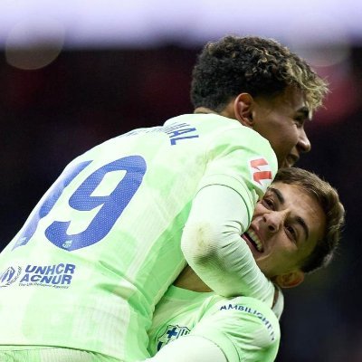 wholelottarchi's profile picture. solo stan.