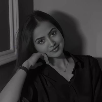 Krishhaa_RR's profile picture. என் வாழ்வில் நீ வந்தது விதி ஆனால்,  நீ எந்தன் உயிர் அன்றோ 
❤️‍🔥Sanam Teri Kasam❤️‍🔥

#VoiceOfKrisha 🎶🎙️ #krisha_writes 🖊️

🛑 DON'T repost/QT *IMAGES* 🛑