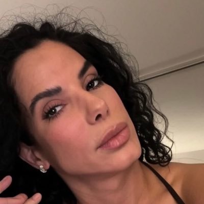 bullock_sa43417's profile picture. I actually created this private account to reach out to few fans due to me being unable to write fans from my official page. feel free to reach out to me here❤️