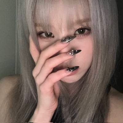 meukylo's profile picture. sakura’s hands are sasuke’s pride