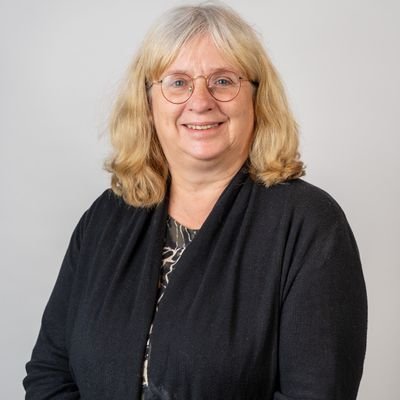 rija_vdsluiszen's profile picture. logistiek medewerker ,gymjuf bij SSS Lopik , jurylid turnen,(steun)raadslid in Nieuwegein(CDA), poster/bestuurslid EHBO Vreeswijk, haltechef SHM .