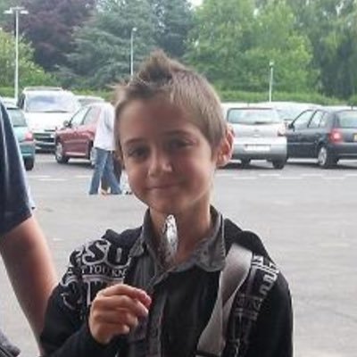 binolezelote's profile picture. Philippiens 1,21 | @_PortaFidei_ |🇻🇦